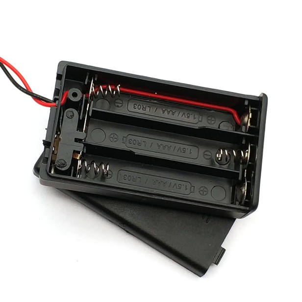 Soporte para baterías (porta - pilas) cerrado 3 x AAA