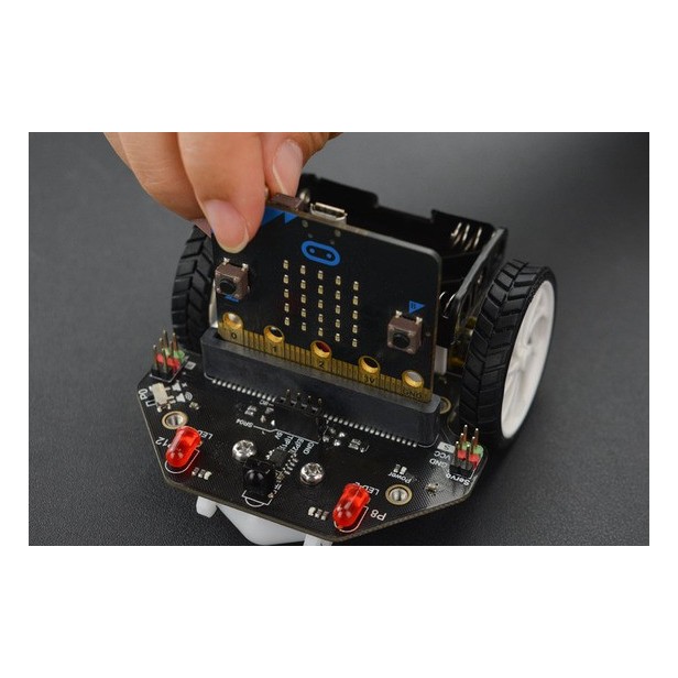 Micro:bit v2 + Maqueen