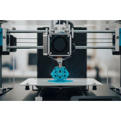 Taller presencial de impresora 3D FDM (1h30). Fallos comunes, calibración y parámetros. Reserva plaza