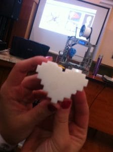 figura hecha en 3D durante la charla