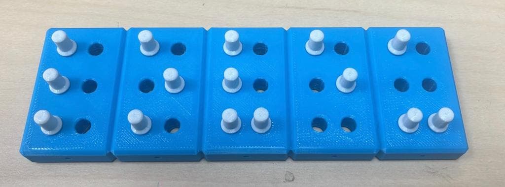 LOVE en braille
